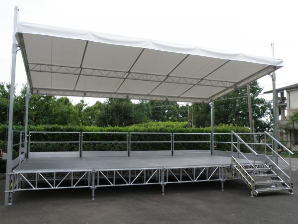 Palco completo di copertura